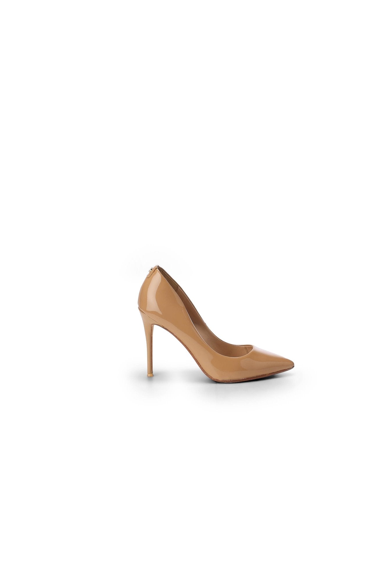 Escarpin en cuir vernis nude Dada sport preloved - seconde main